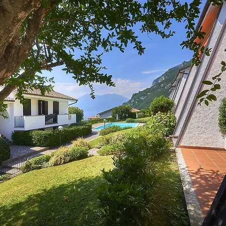 Casa Lucia Апартаменты *